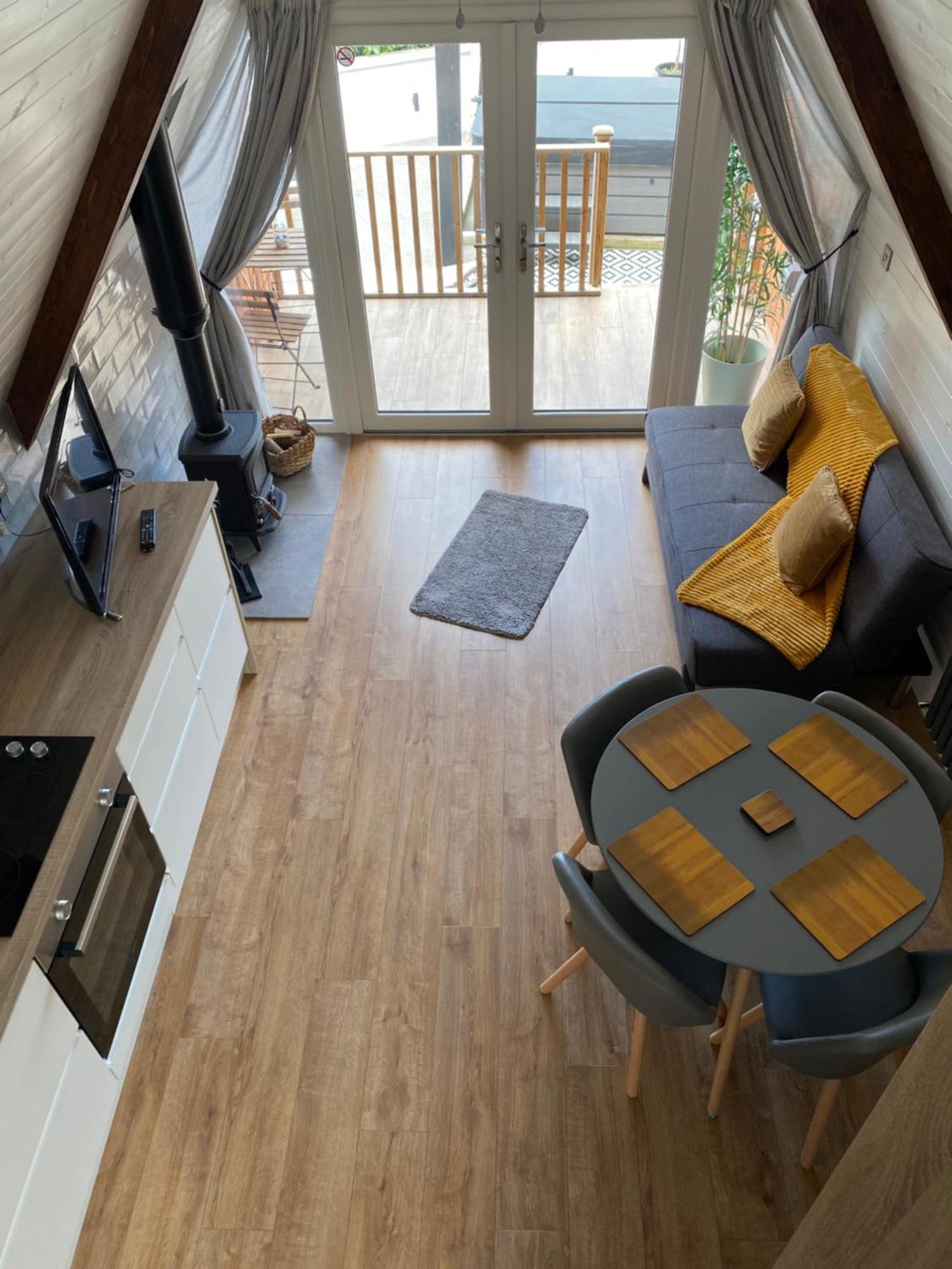 The Big Tiny House Villa เลอร์แกน ภายนอก รูปภาพ